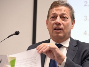 Le nouveau gouvernement soulève "beaucoup ...