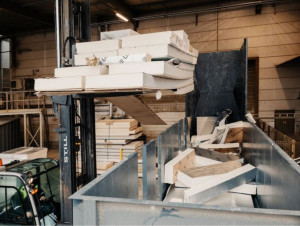 Une première usine de recyclage de plaque ...