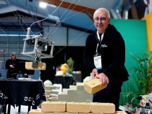 Sur le salon Artibat, les robots ont des choses à ...
