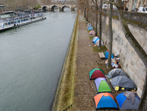 Droit au logement : le cri d'alarme des ...