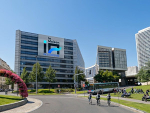 Avec sa Maison de l'IA &agrave; La D&eacute;fense, Groupama ...