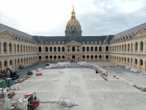 La cour d'honneur de l'H&ocirc;tel national des ...
