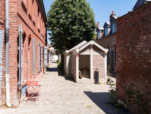 &Agrave; Roubaix, les cour&eacute;es, vestiges de l'habitat ...