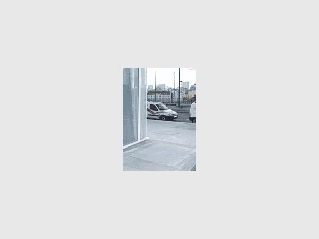 Dossier ETNA-FAPEL : des El&eacute;vateurs Grand Volume laissant libre le niveau sup&eacute;rieur.