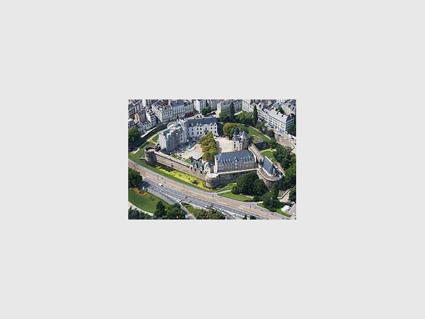 Nantes : le château des ducs de Bretagne en pleine cure de jouvence