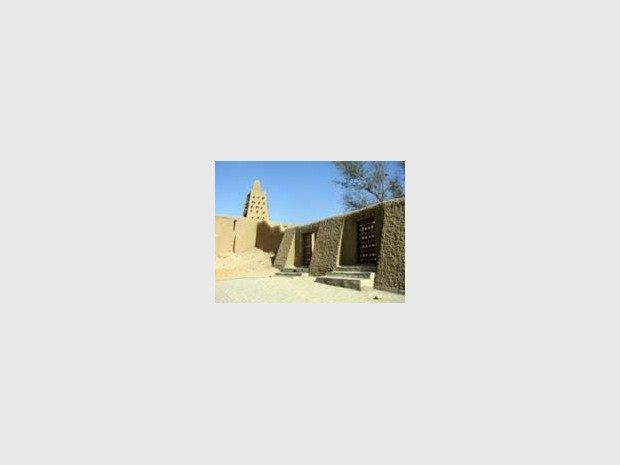 Mali : les travaux de restauration de la mosquée de Djingarey Ber ont débuté