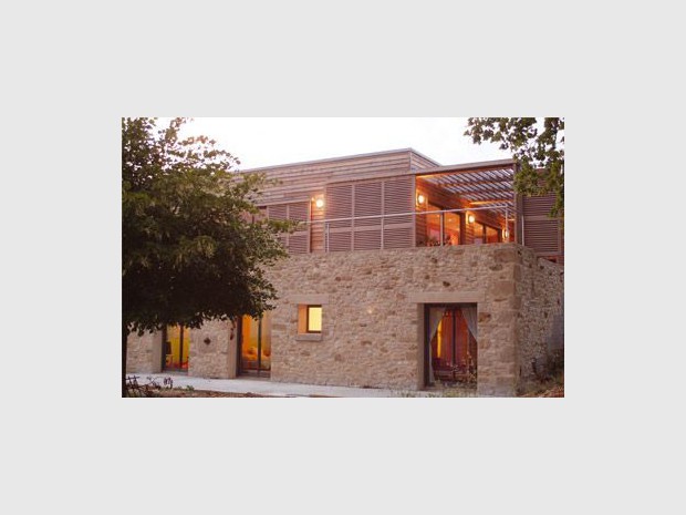 <b>Maison &agrave; Saint Mamans (07) </b>