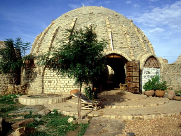 Hôtel-restaurant à Bandiagara- Mali 1996-98 Hôtel-restaurant à Bandiagara- Mali 1996-98