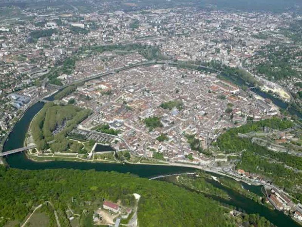 Vue aérienne de Besançon