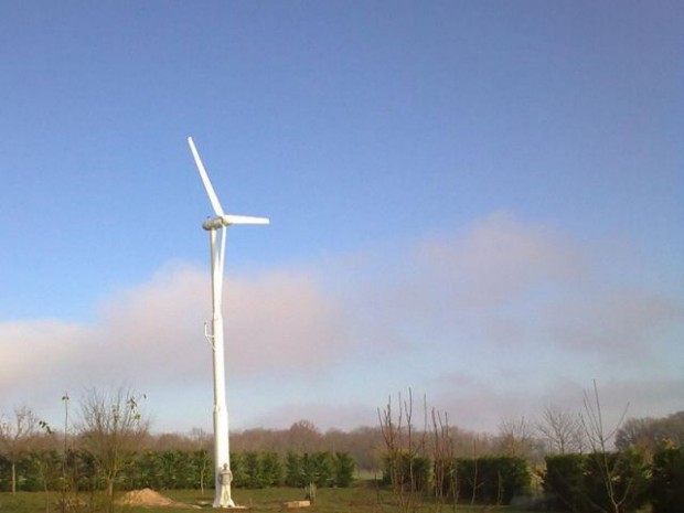 Une éolienne dans son jardin