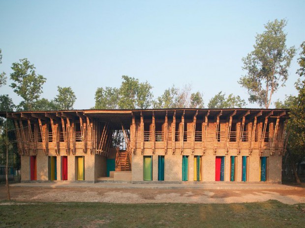 Anna Heringer, "Handmade School". © Kurt Hoerbst