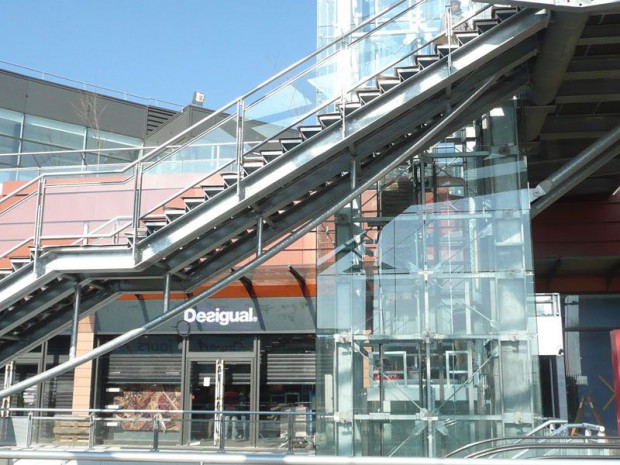 Les Armoiries shopping centre