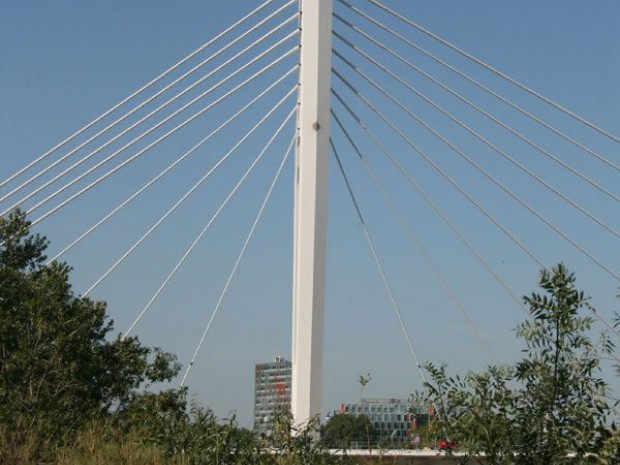 Pont eric tabarly nantes