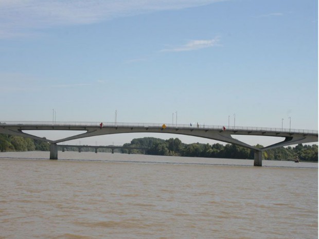 Pont leopold sedar senghor nantes