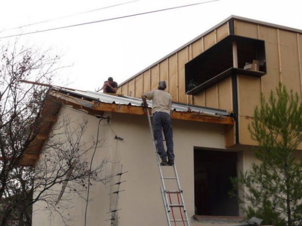 Reportage auto-construction