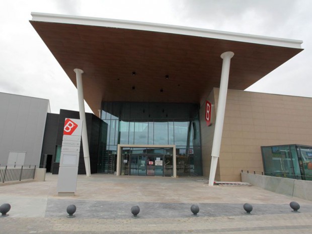 Eiffage centre commercial portugal 