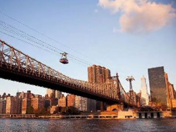 Societe Poma tramway aerien new york