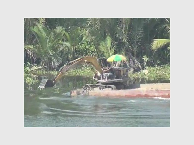 Buzz de chantier vidéo Saïgon pelleteuse