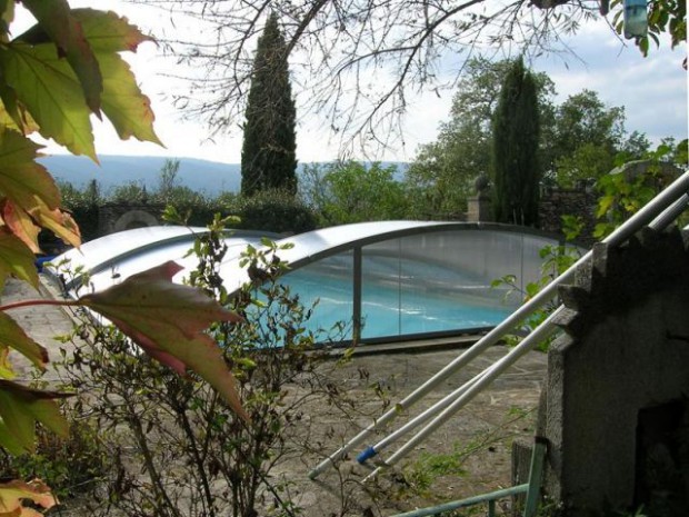 Abri de piscine