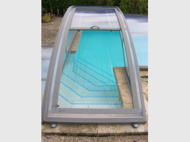 Abri de piscine