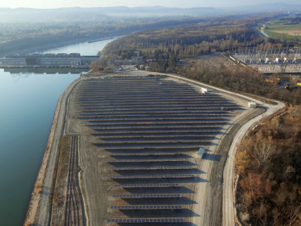 Centrale au sol de Bollène