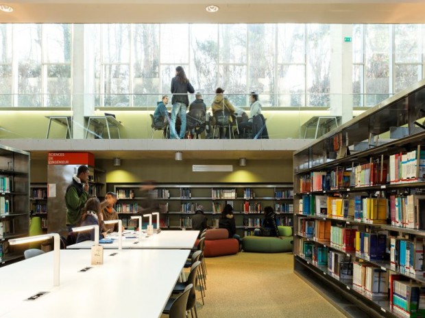 Bibliothèque universitaire  des sciences de Versailles