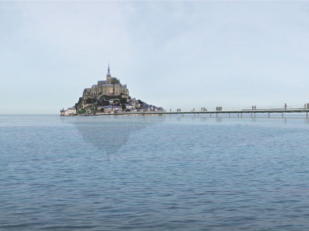 Pont passerelle du Mont-Saint-Michel  en construction