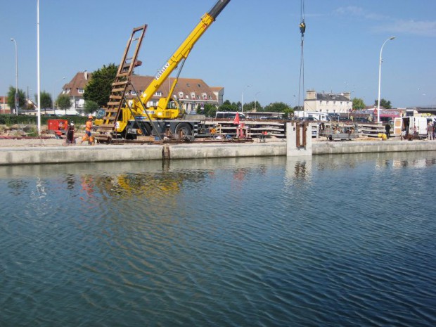 Remise en état des bajoyers de l'Ecluse Ouest de Ouistreham