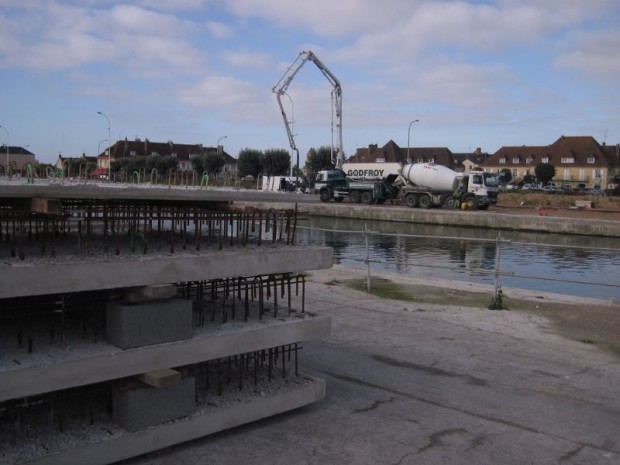 Remise en état des bajoyers de l'Ecluse Ouest de Ouistreham