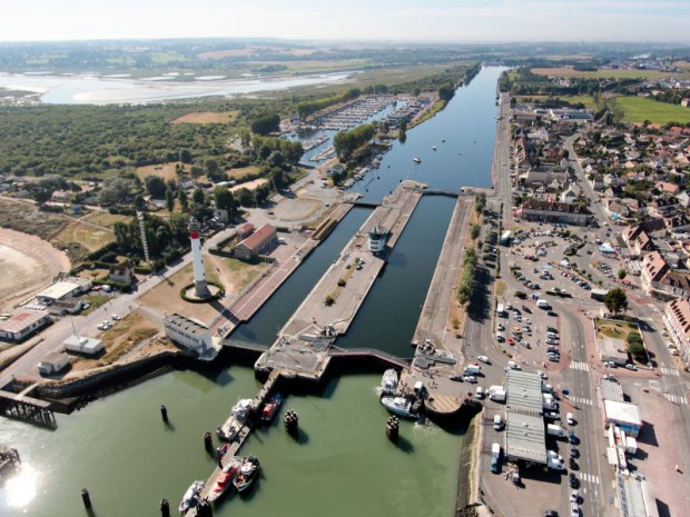 Remise en état des bajoyers de l'Ecluse Ouest de Ouistreham