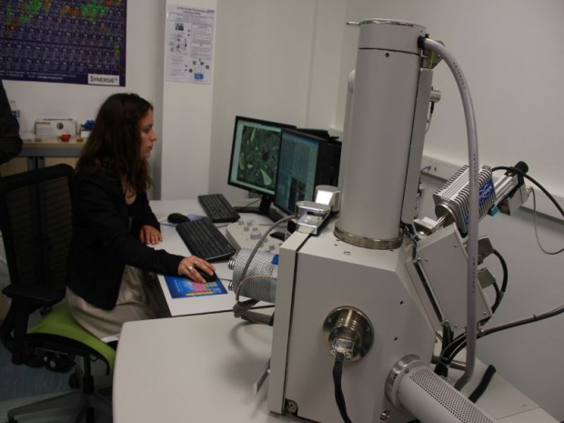 Le laboratoire microstructure, avec le microscope électronique à balayage et son diffractomètres à rayon X