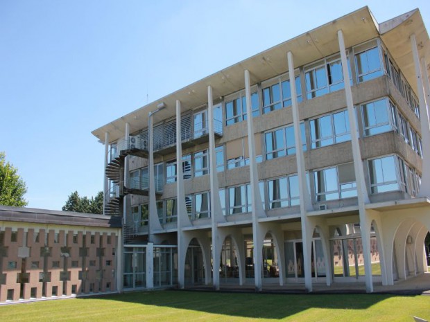 Le Centre d'Etudes et de Recherches de l'Industrie du Béton (CERIB) à Epernon 