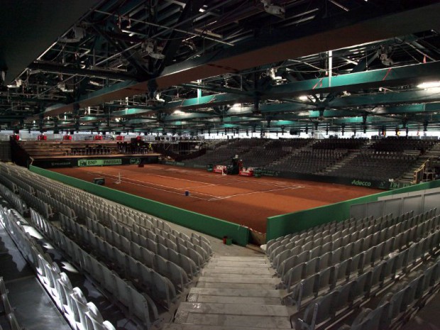 Le stade Pierre-Mauroy à Lille aménagé  pour la finale de Coupe Davis à Lille 