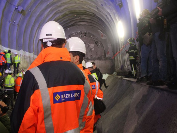 Creusement et travaux du deuxième tube du tunnel du Frejus