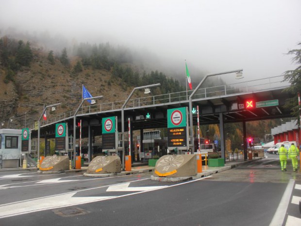 Creusement et travaux du deuxième tube du tunnel du Frejus