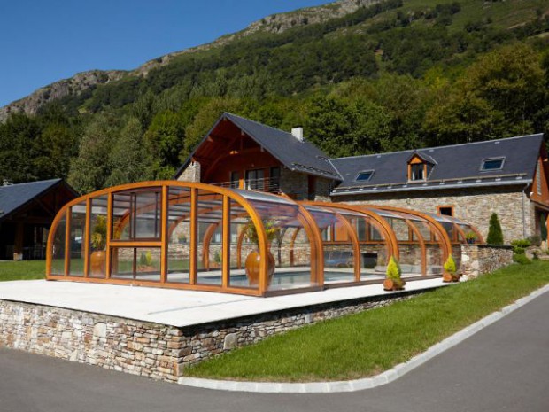 Reportage abri de piscine montagne