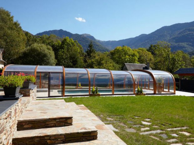 Reportage abri de piscine montagne