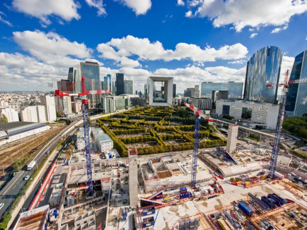 Réalisation de l'ARENA Nanterre-La Défense 