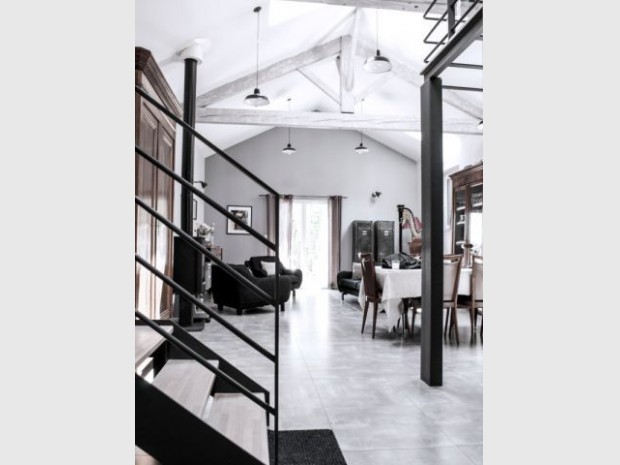 Reconversion d'une ancienne papeterie en loft contemporain