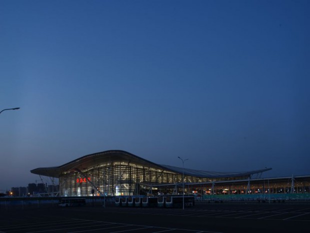 Gare de Qing Dao - Vue au crépuscule (Juin 2014)
