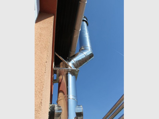 Installation du conduit de cheminée Efficience