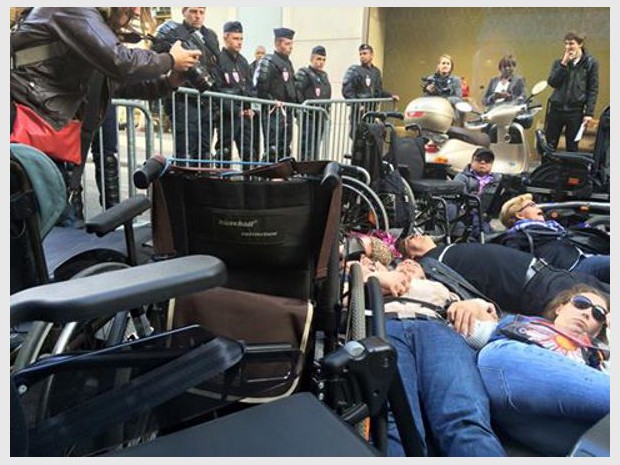 Opération die-in Handicap