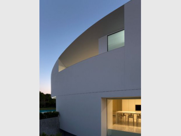 Casa Balint par Fran Silvestre Architectos