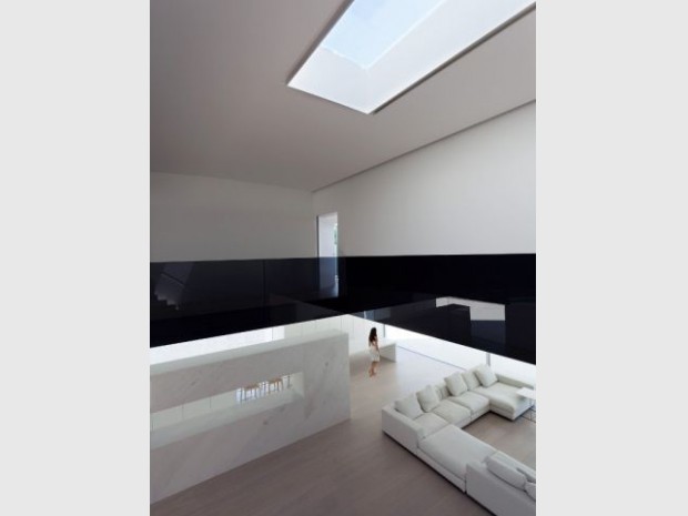 Casa Balint par Fran Silvestre Architectos