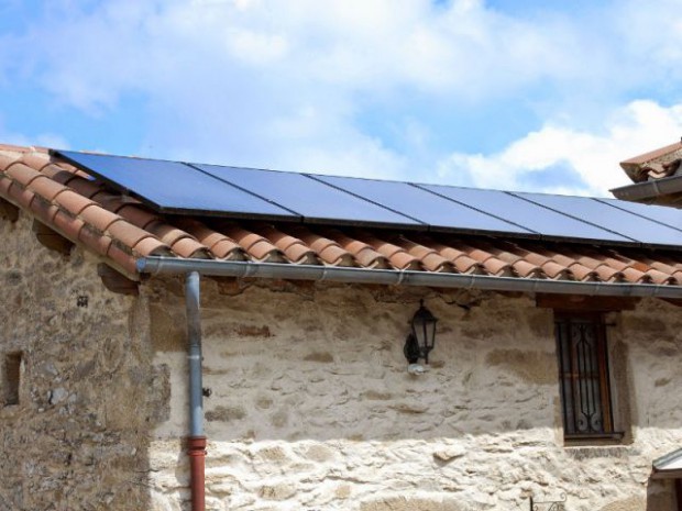 Installation solaire hybride