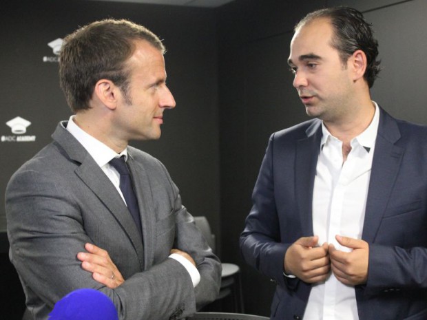 E. MAcron en visite à l'Atelier des Compagnons le 27/7/2015