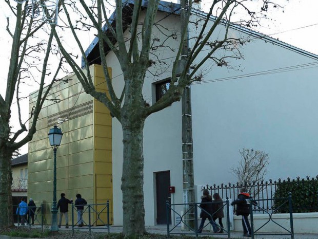 Réalisation de la MJC de Saint-Pierre de Chandieu (Rhône) avec son cube en cuivre