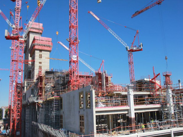 Chantier Bouygues au TGI de Paris fin septembre 2015