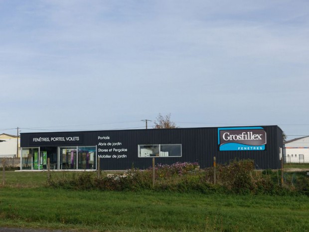 Le nouveau magasin Grosfillex Fenêtres à Poitiers.