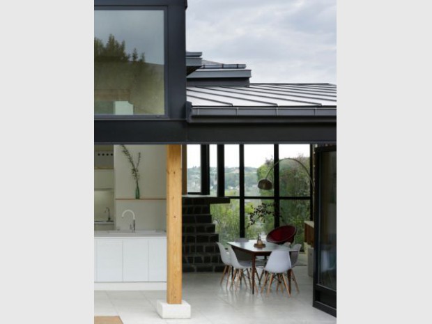 Extension en rez-de-jardin par NS Archi